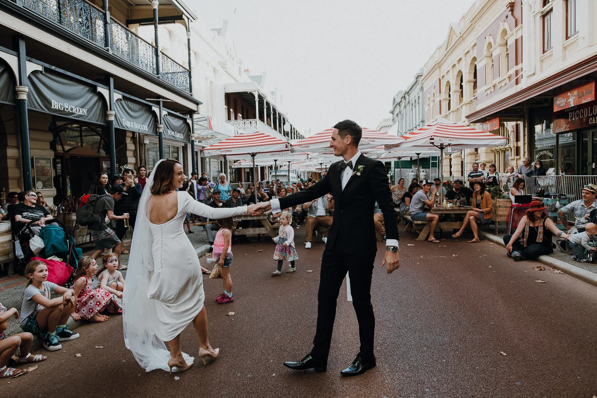 佩吉·萨斯(Peggy Saas)-珀斯(Perth)万象城摄影师-小生物Fremantle Wedding-17.jpg