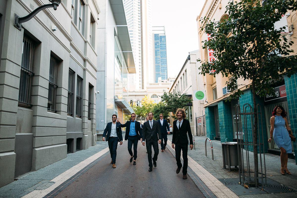 佩吉·萨斯(Perggy Saas)-珀斯(Perth)婚礼摄影师-面粉工厂(Flour Factory)婚礼招待会-26.jpg