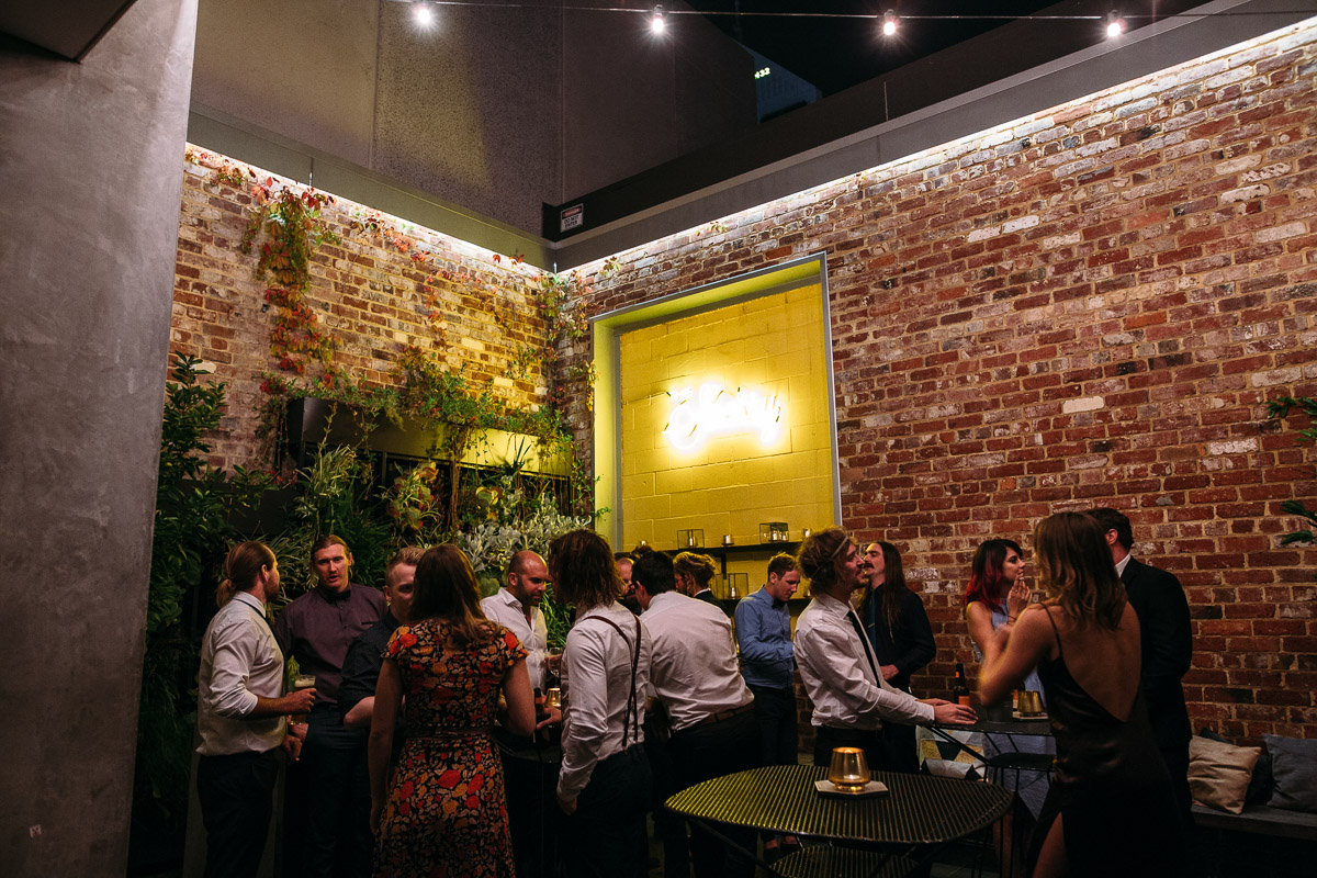 佩吉·萨斯(Perggy Saas)-珀斯(Perth)婚礼摄影师-面粉厂(Flour Factory)婚礼招待会-43.jpg