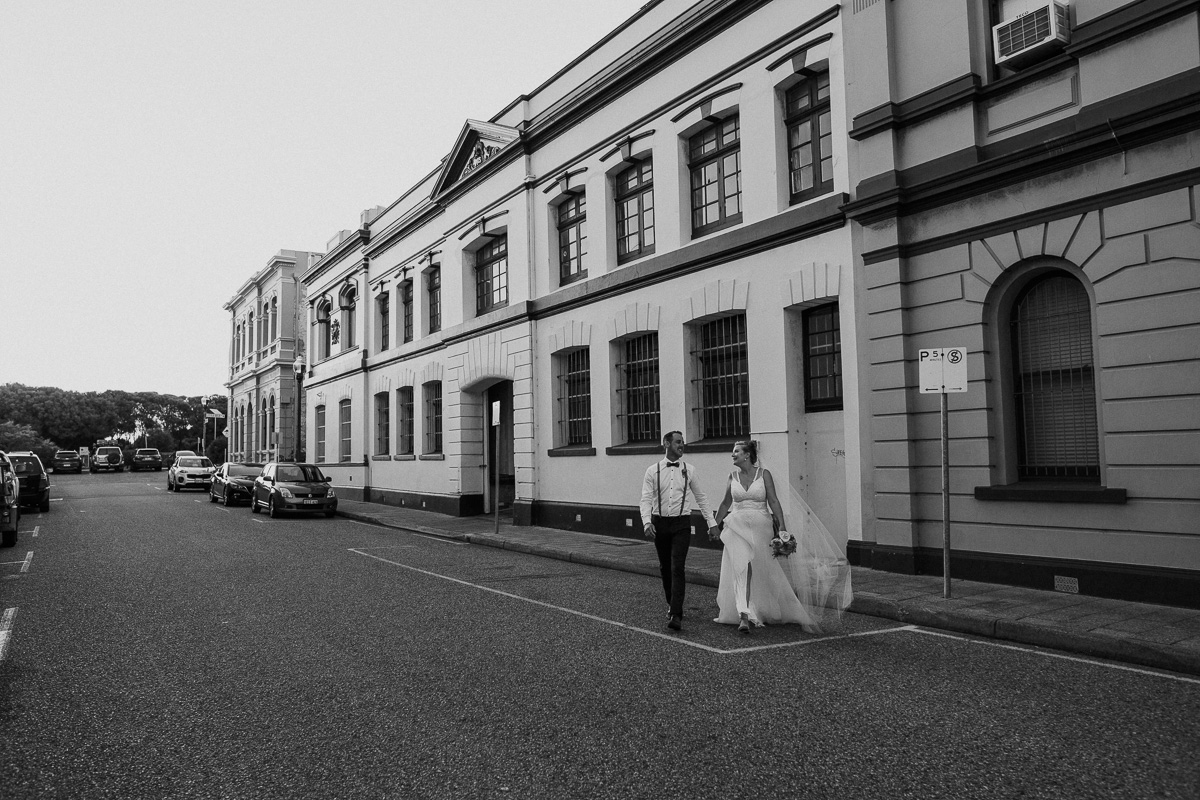 佩吉·萨斯(Peggy Saas)-Fremantle万象城摄影师-摩尔&Moore Cafe Wedding-4.jpg