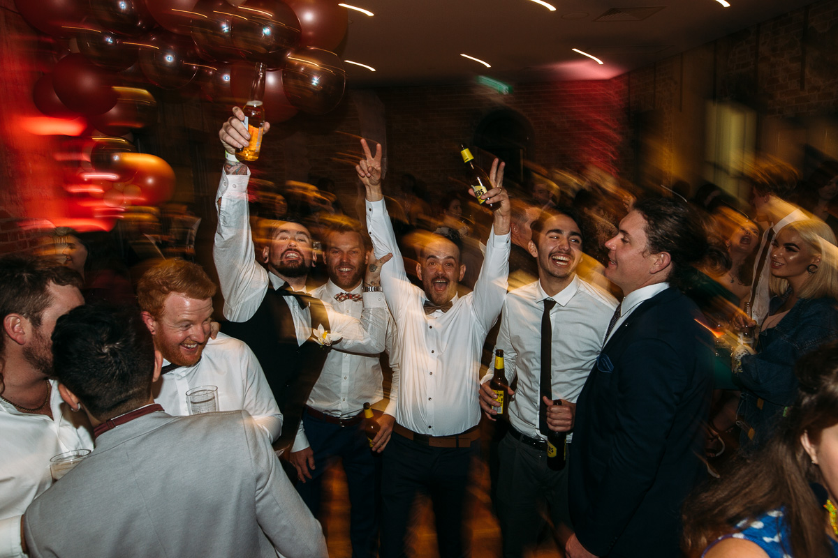 佩吉·萨斯(Peggy Saas)-珀斯(Perth)万象城摄影师-吉尔福德酒店(Guildford Hotel)Wedding-9.jpg