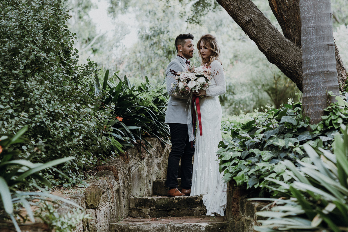 佩吉·萨斯(Peggy Saas)-珀斯(Perth)万象城摄影师-沉没花园UWA Wedding.jpg
