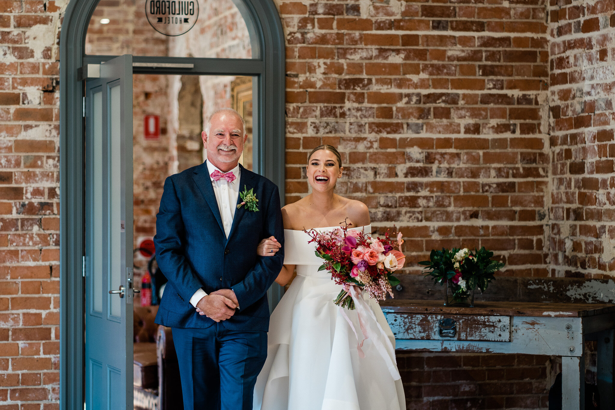 佩吉·萨斯·珀斯(Peggy Saas-Perth)婚礼摄影师-吉尔福德酒店Wedding.jpg