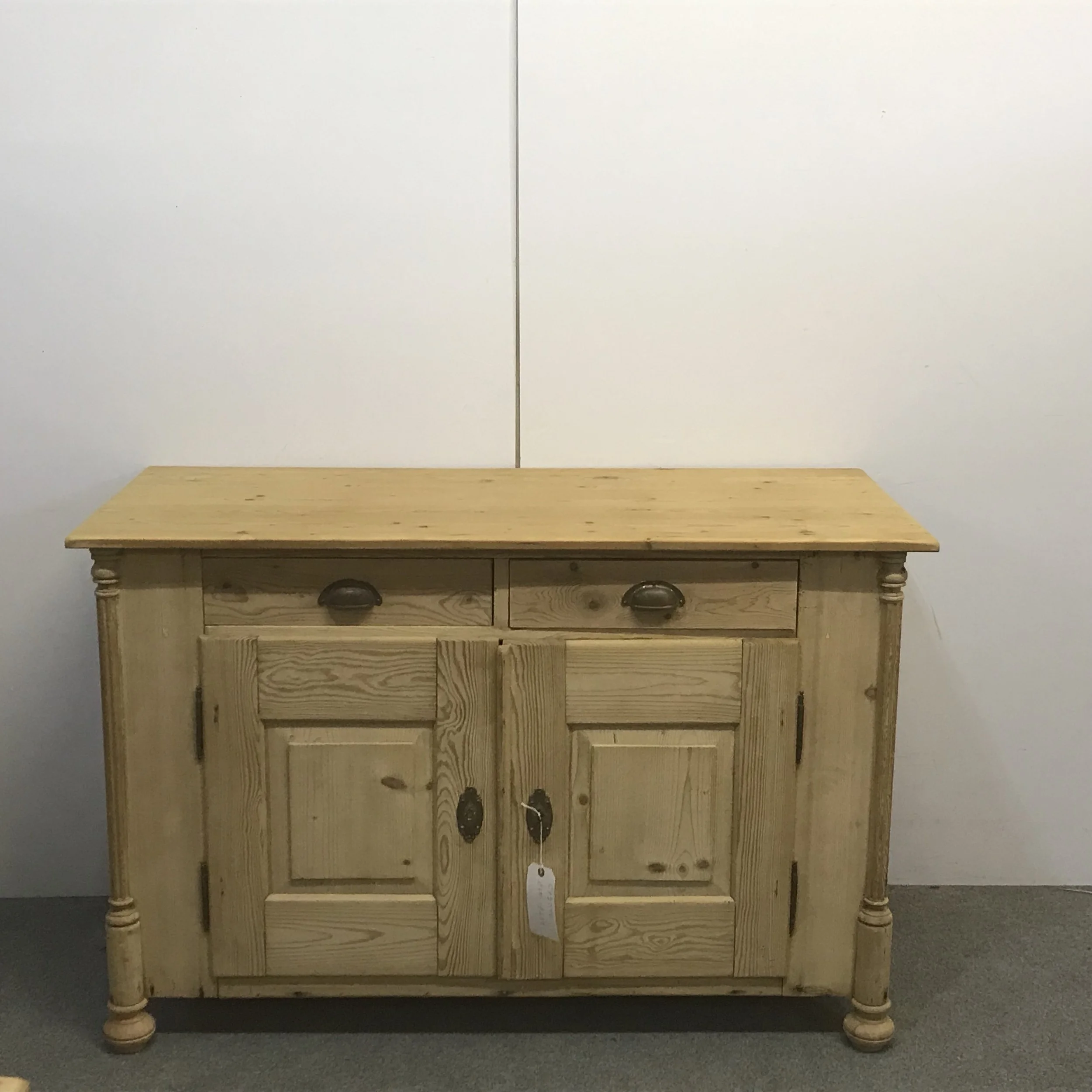 Attractive Old Pine Farmhouse Dresser Base Cupboard C7909b