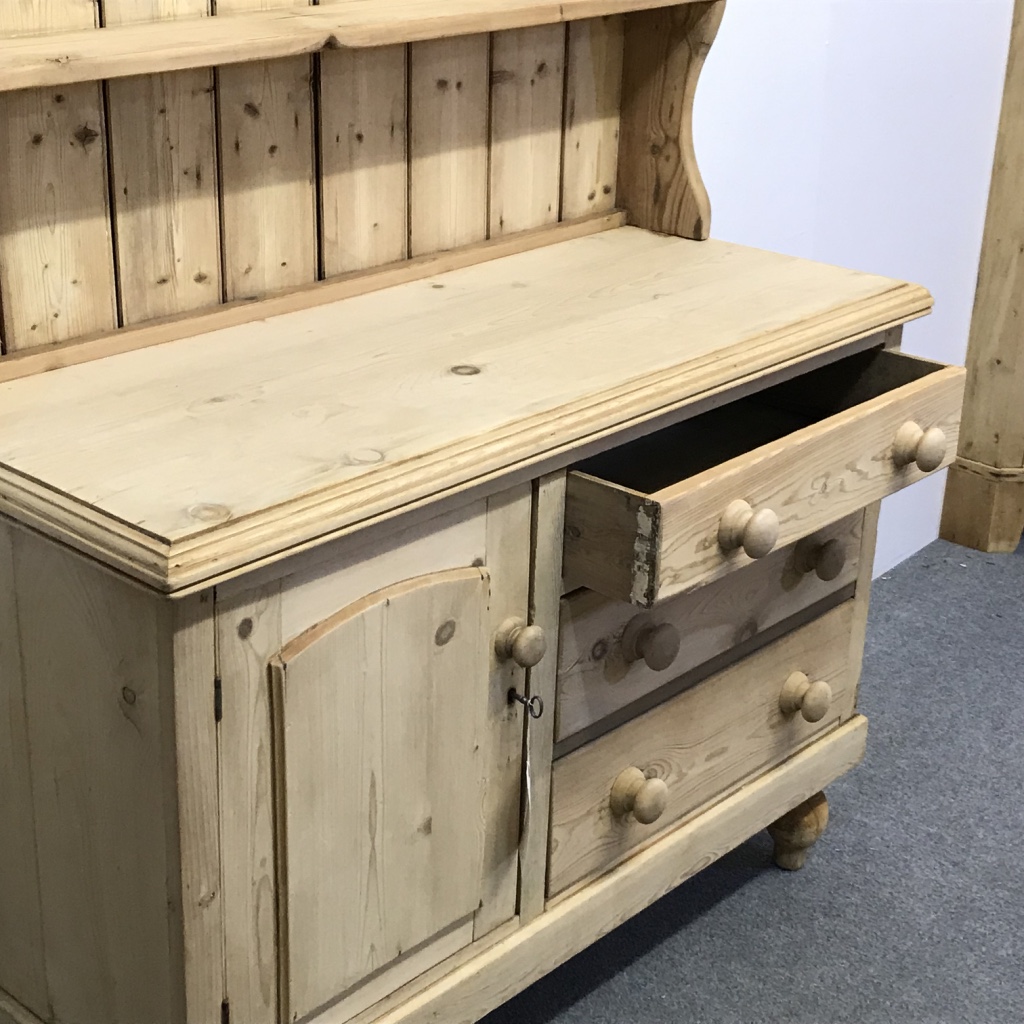 Small Pine Dresser C7801d Pinefinders Old Pine Furniture