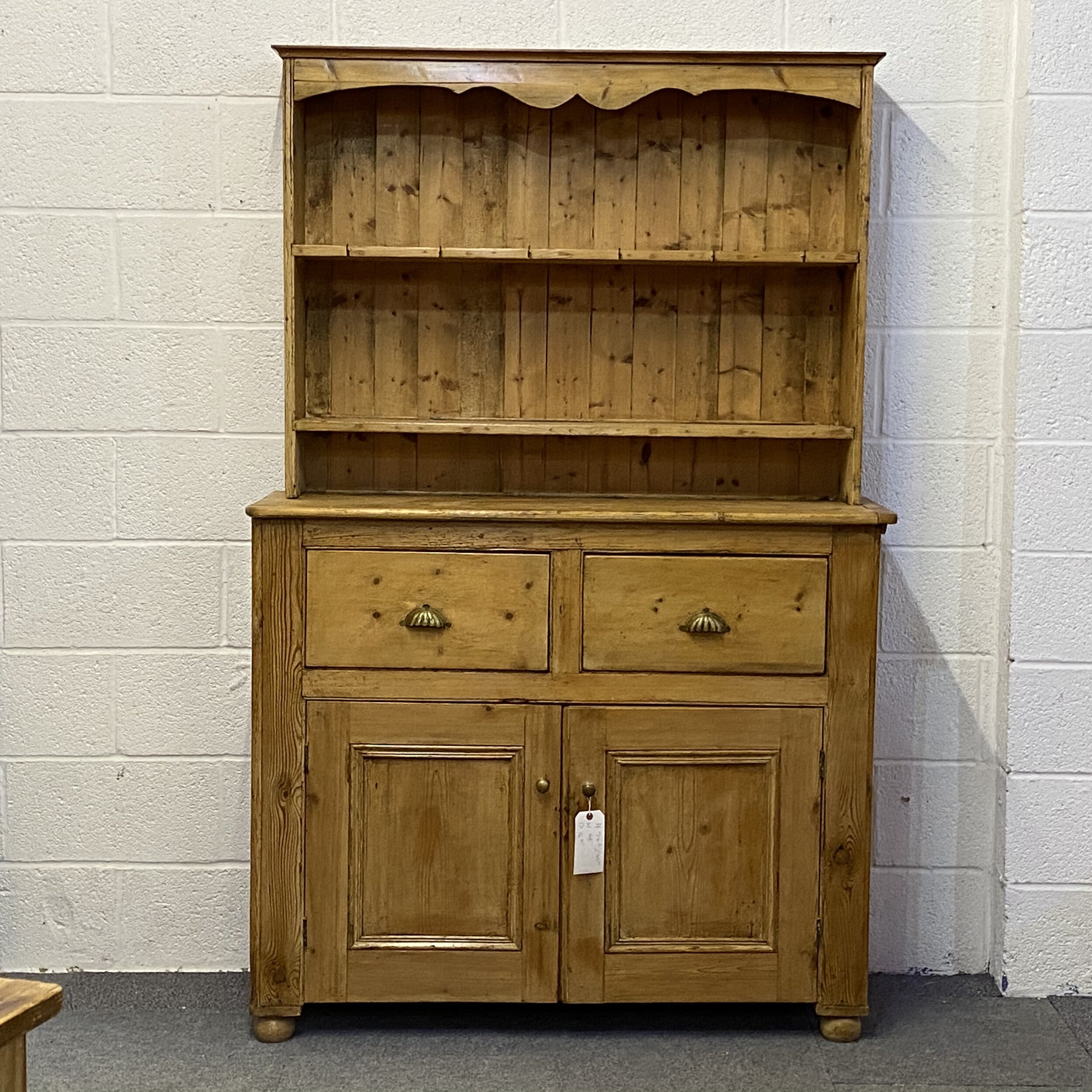 Small Old English Rustic Pine Farmhouse Dresser E3804e