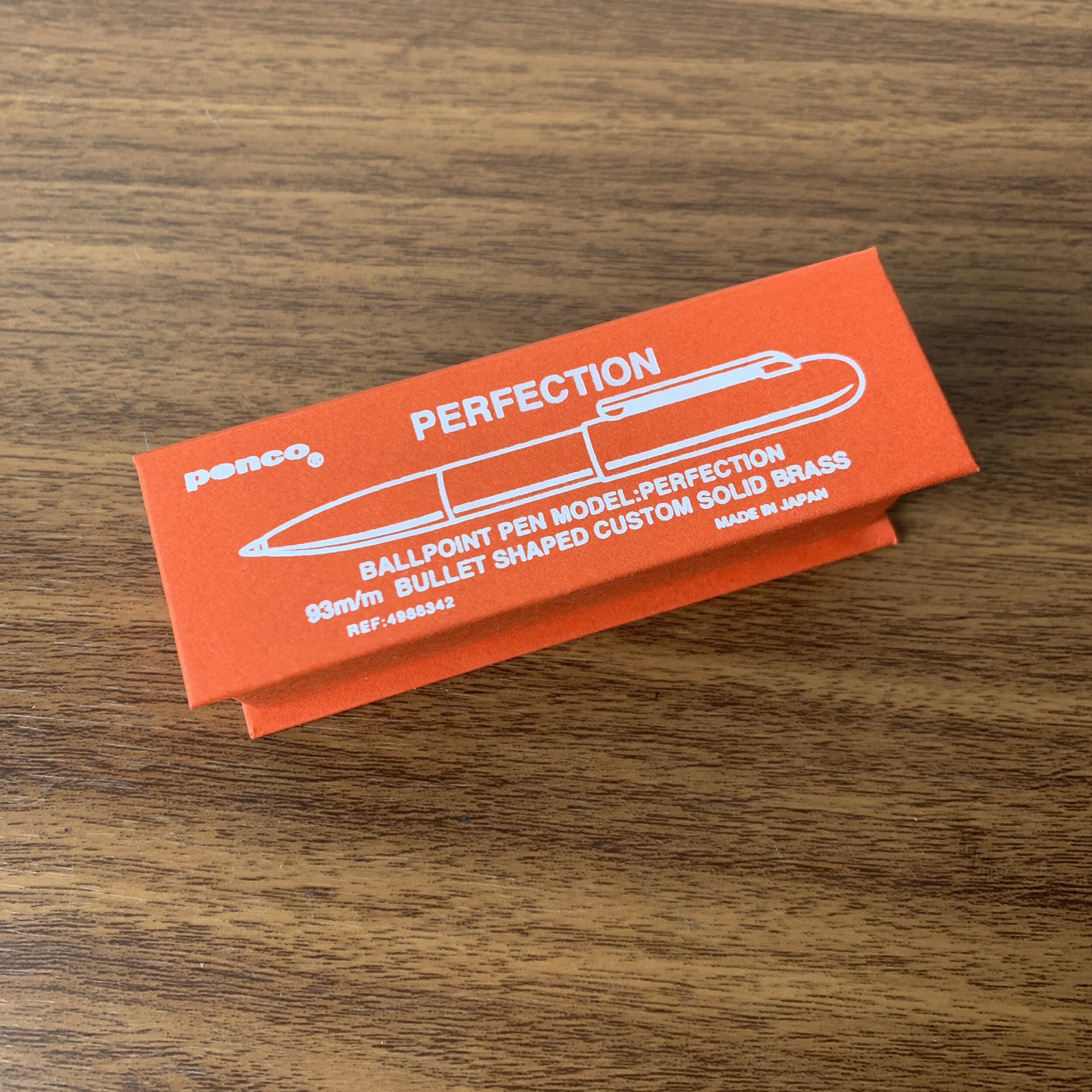 彭可"Perfection"子弹头包装