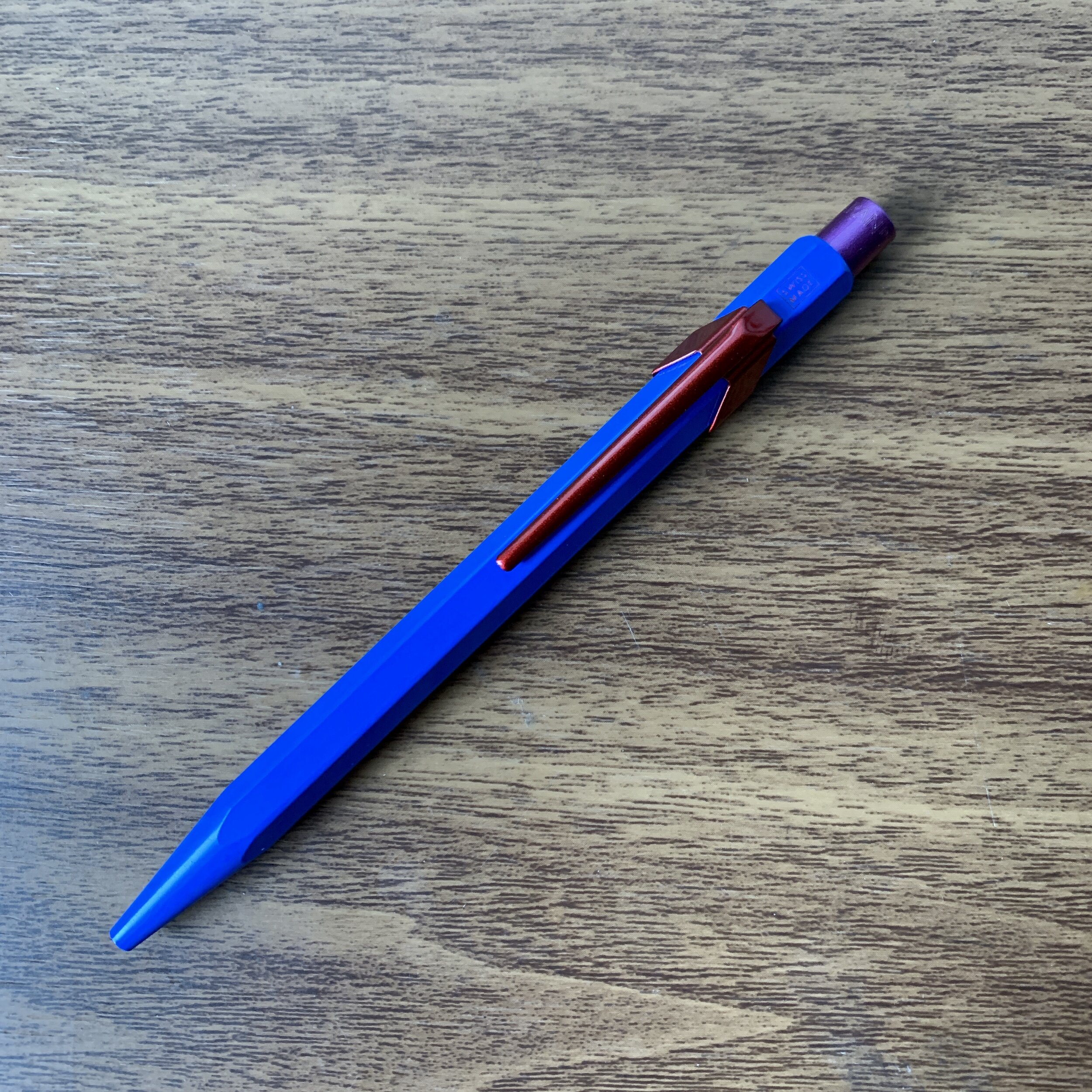 钴蓝色