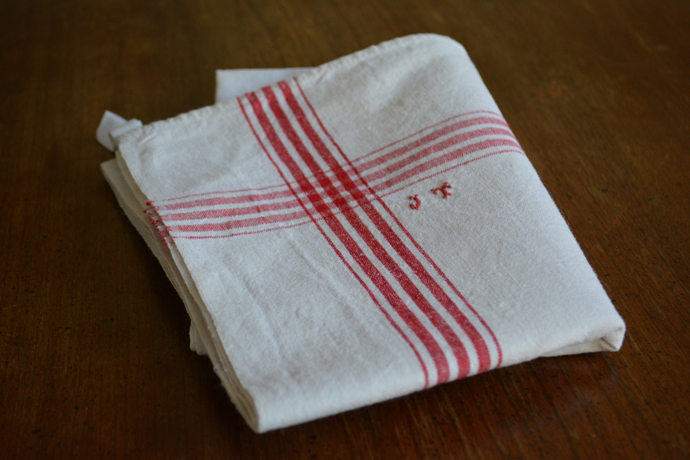 Waverly Beige and Red Stripe Lace Trimmed Tea Towel Small Hand Towel French  Farmhouse Linens 
