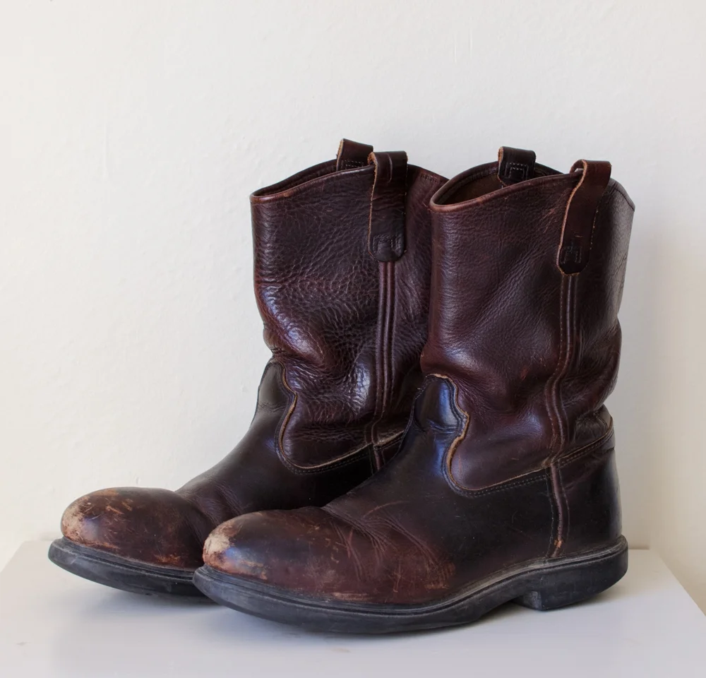 red wing steel toe engineer boots