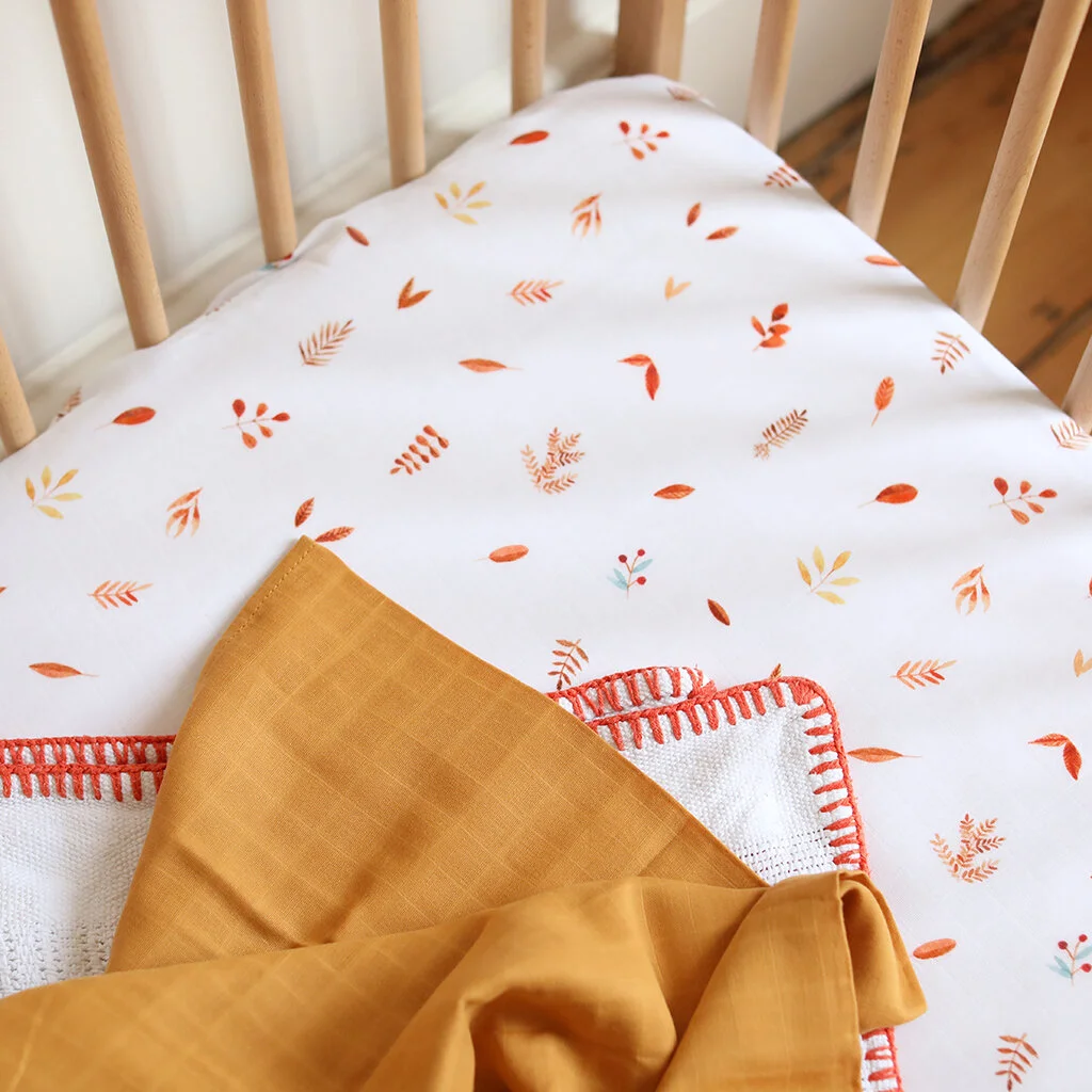 leaf print cot sheet