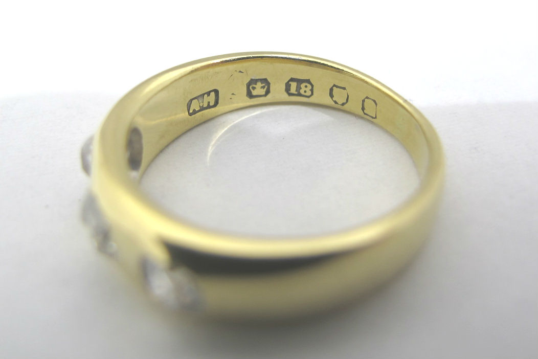 r1298d.jpg