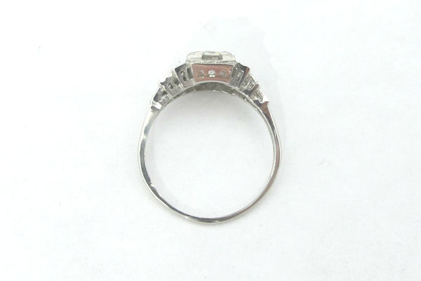 rm01270c.jpg