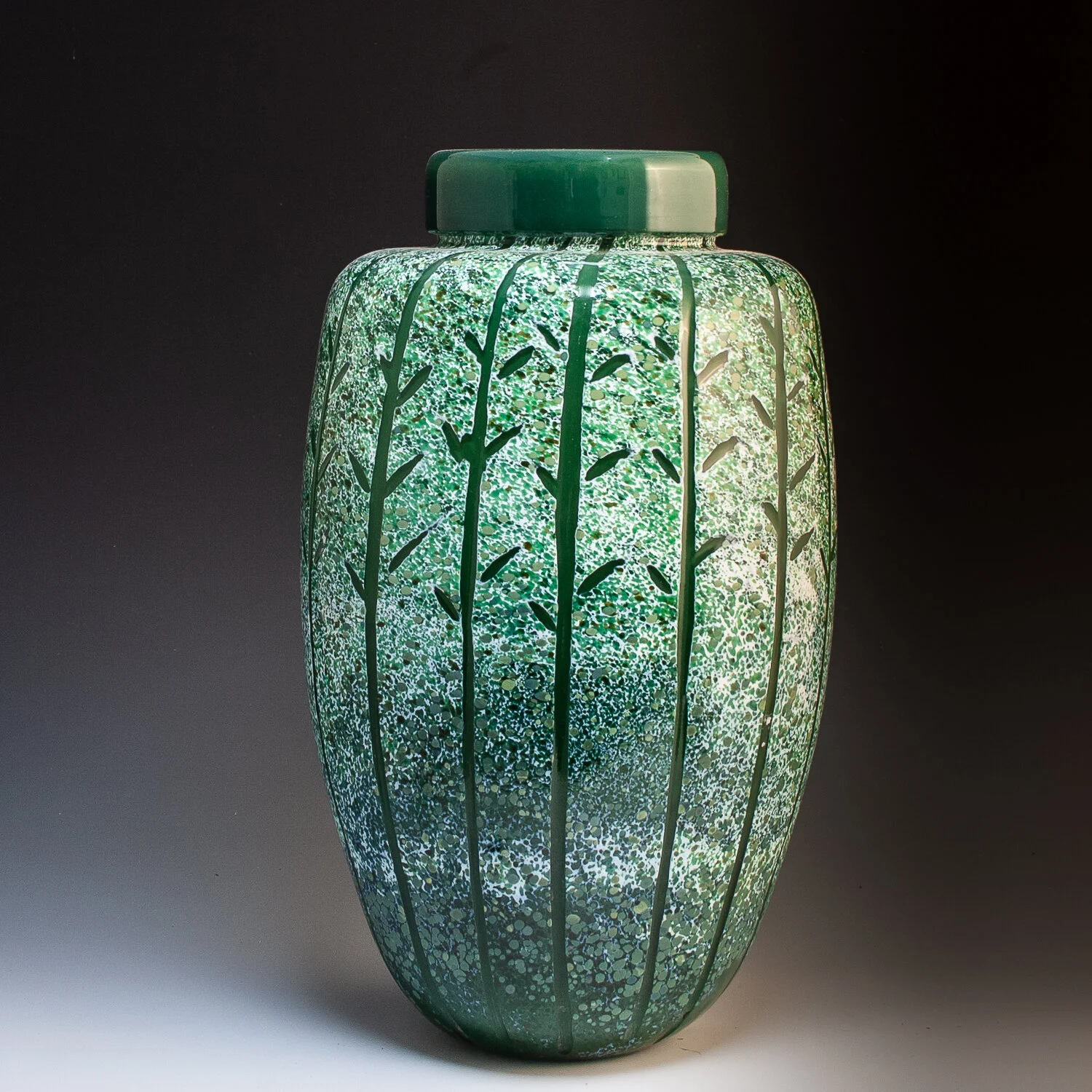 Carved Barrel Vase In Forest Green S T U D I O P A R A N