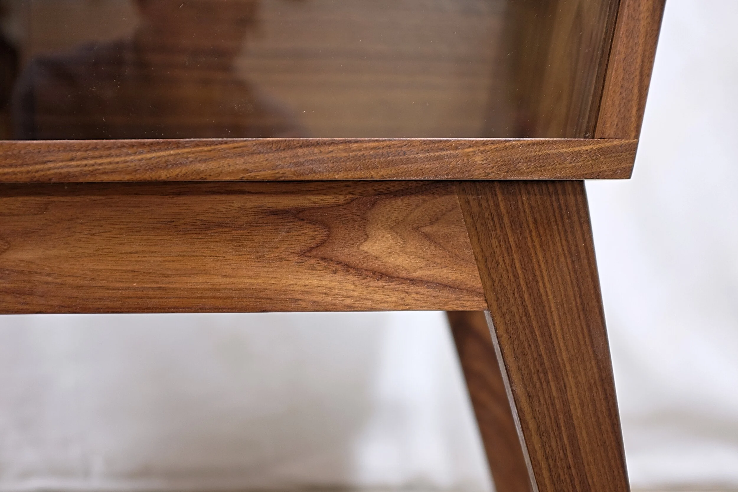 Liquor Cabinet Karmadeefa Design