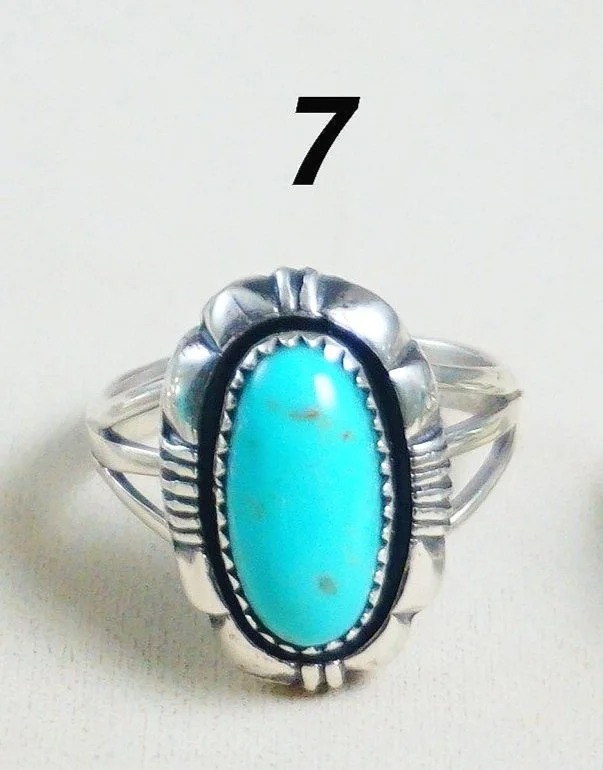 Item #1000H- Women's Navajo Oval Turquoise Shadowbox Item #1000H- Women's Navajo Oval Turquoise Shadowbox