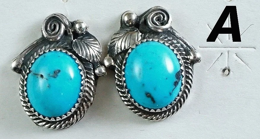 Beautiful Vintage Native American Navajo Morenci Turquoise Sterling Silver Leaf Earrings Beautiful Vintage Native American Navajo Morenci Turquoise Sterling Silver Leaf Earrings