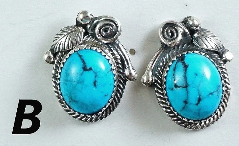 Beautiful Vintage Native American Navajo Morenci Turquoise Sterling Silver Earrings Beautiful Vintage Native American Navajo Morenci Turquoise Sterling Silver Earrings