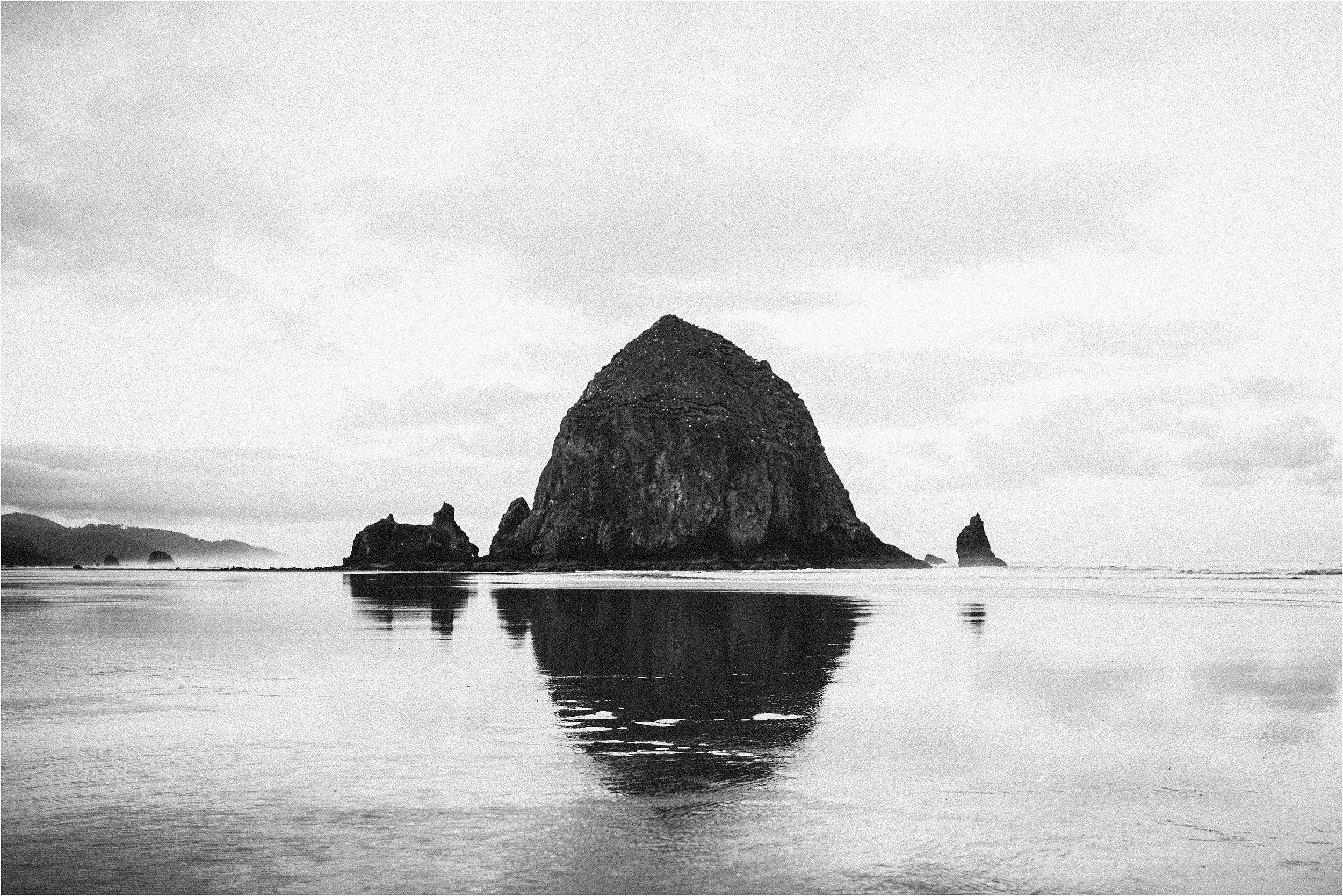 Sunrise-Beach-Session-Haystack-Rock_0012.jpg