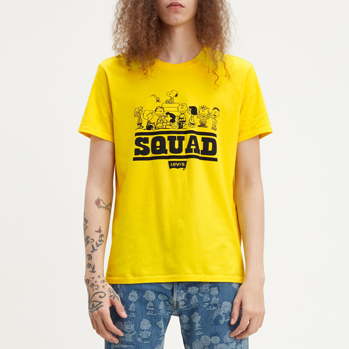 levi's peanuts t shirt