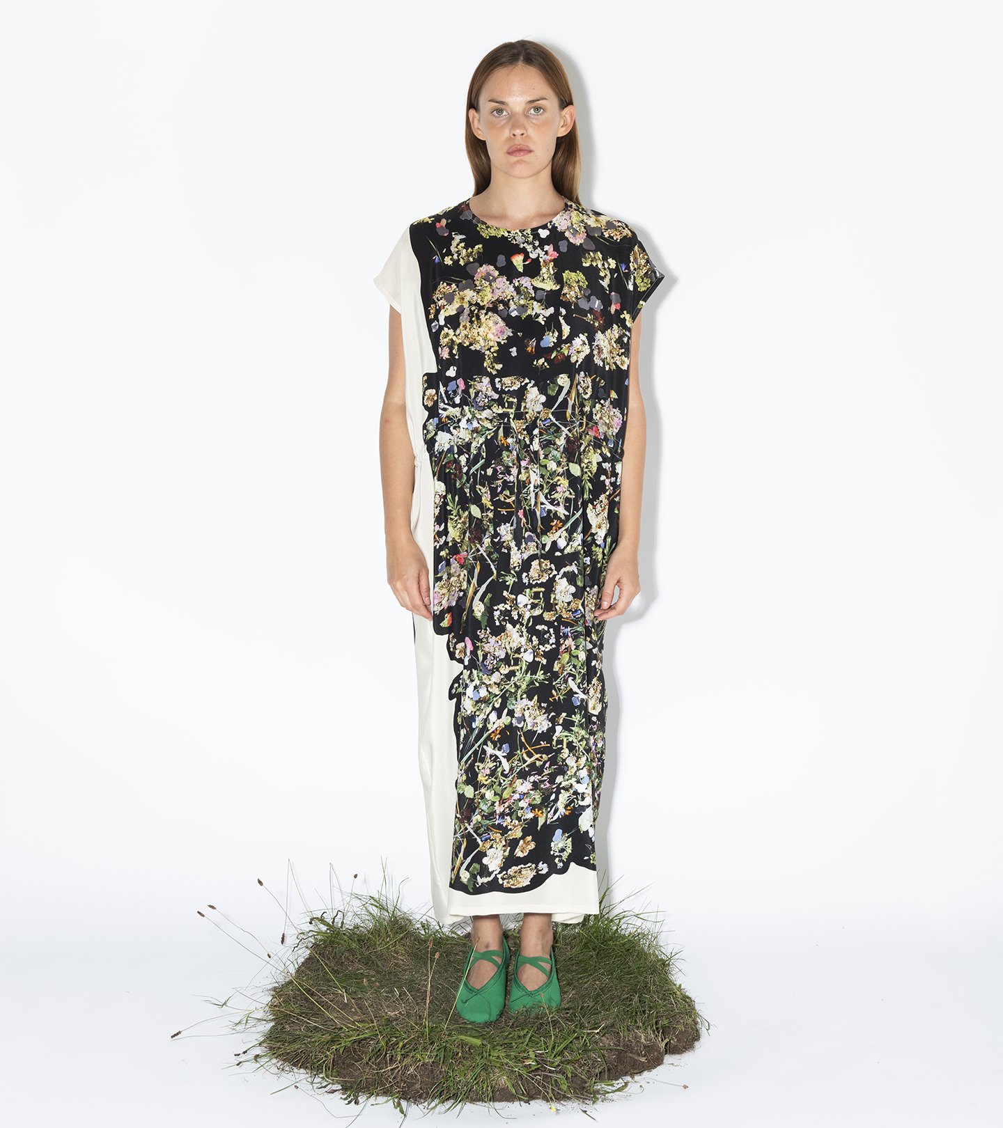 Anntian Simple Dress Print J Pressed Flowers — Aggregate Supply