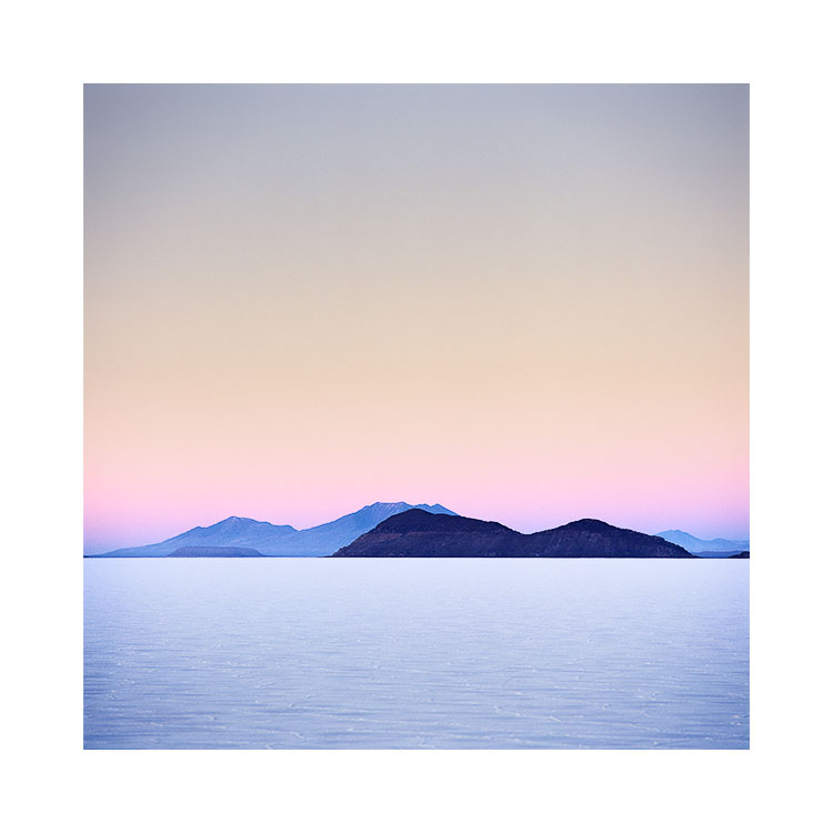 撒拉族镜像山.jpg