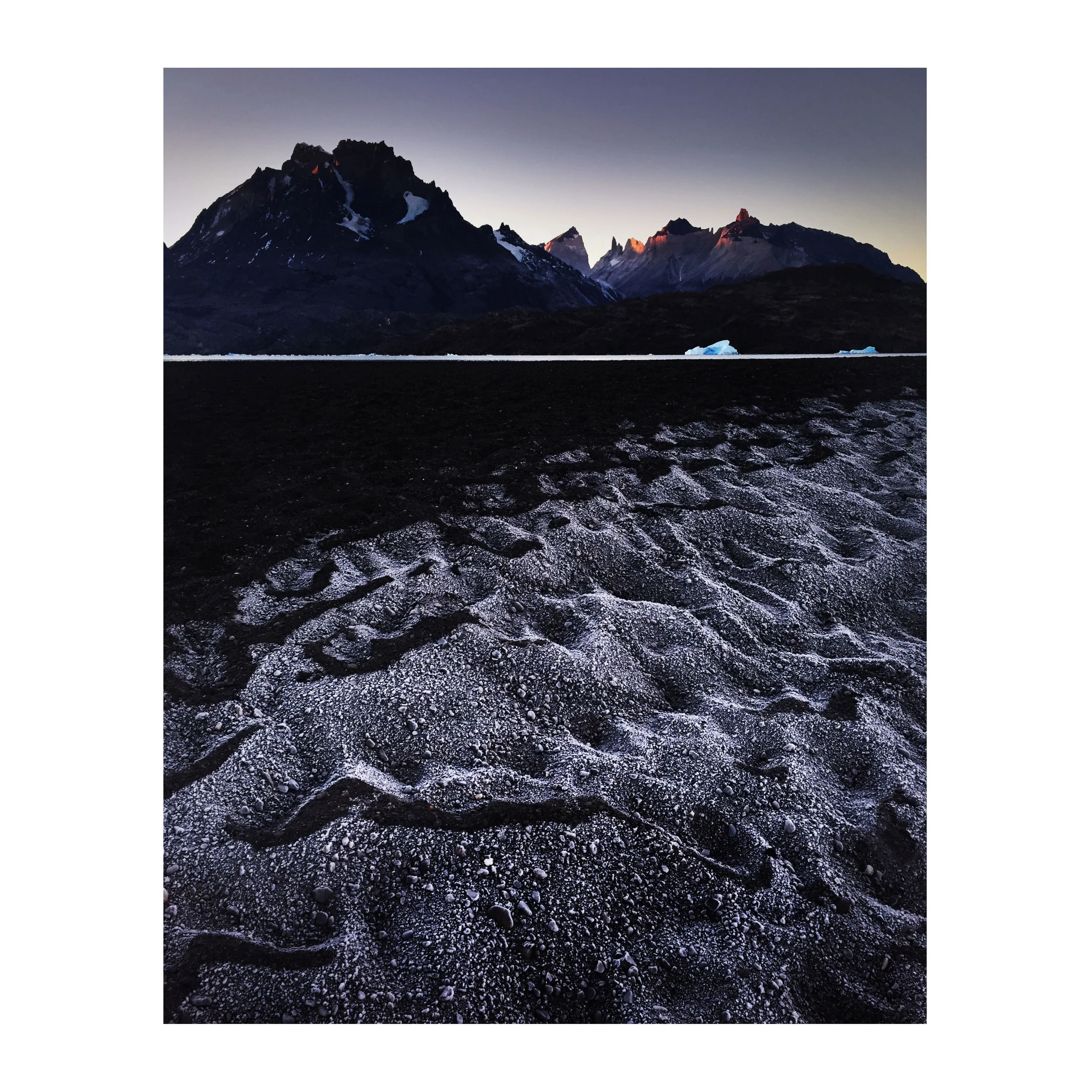 Lago Grey,与我的iPhone一起拍摄©Bruce Percy 2016年5月