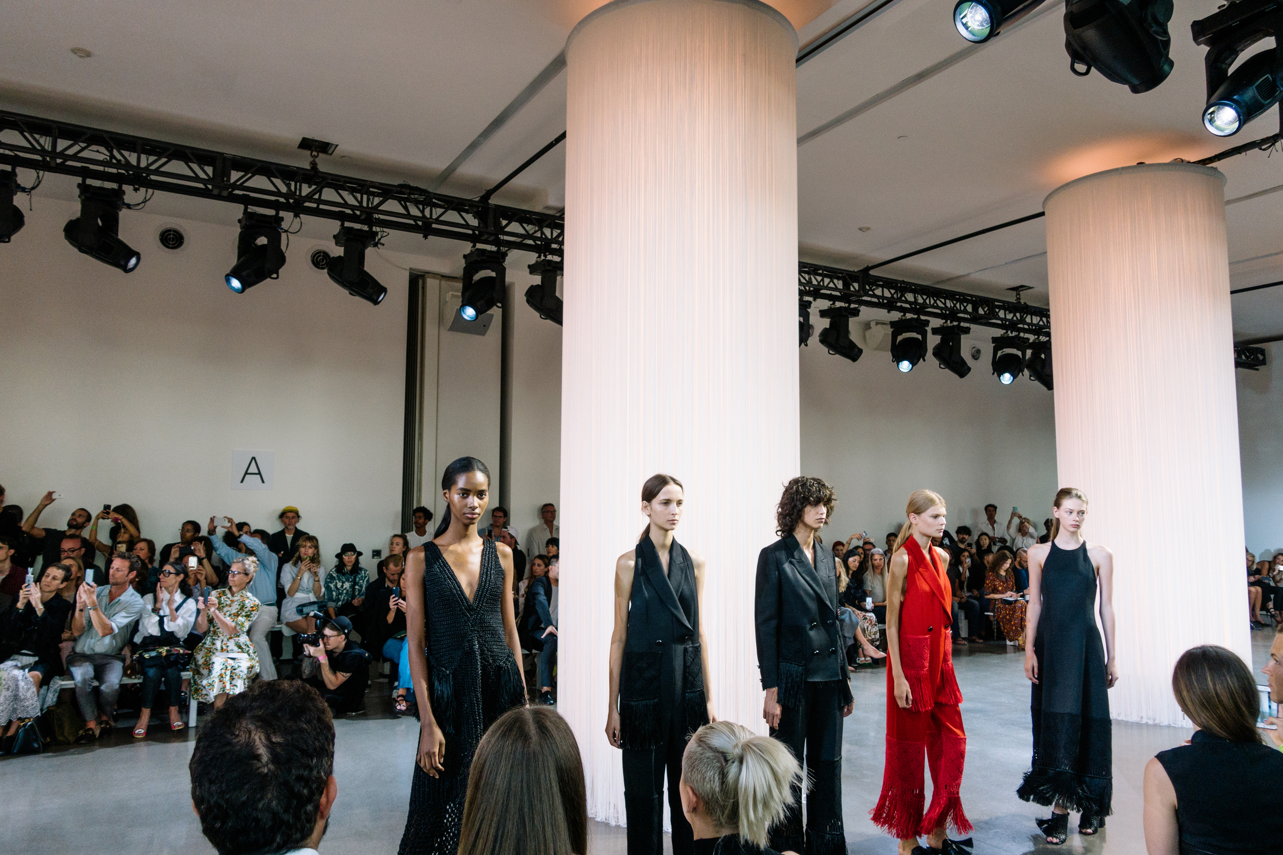 春季工作室的Edun SS16
