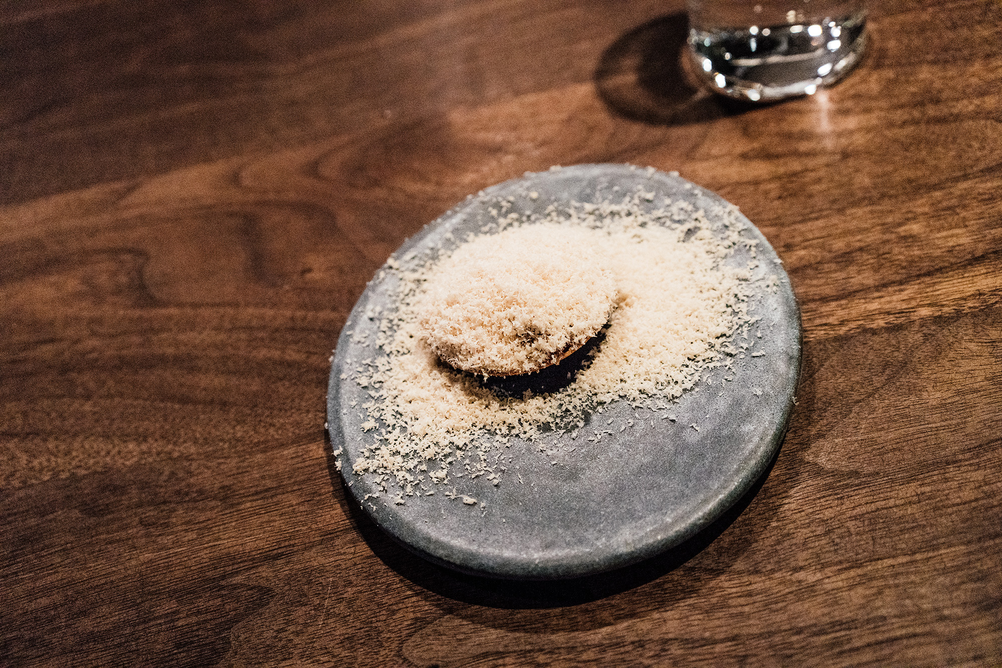 在Momofuku Ko午餐品尝