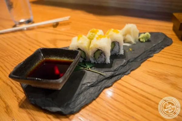 Oshinko roll at 纽约,纽约的En Japanese Brasserie