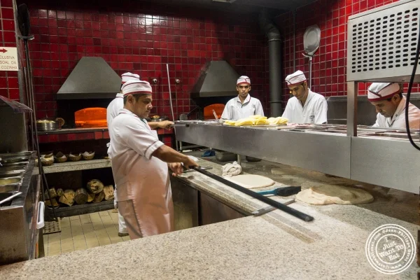 在Margherita Pizzeria的木火烤箱在圣保罗,巴西