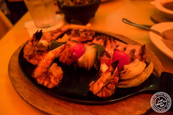 Alambre Cancun At.  Baja,Tex-Mex在霍博肯,NJ