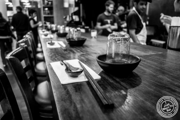 酒吧 Mokbar,韩国拉面在切尔西市场 