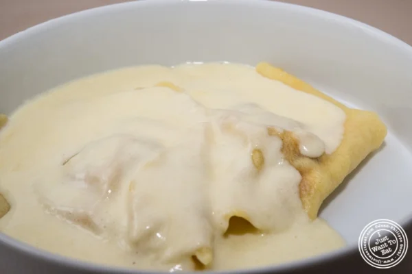 胡桃南瓜馄饨和塔列焦奶油