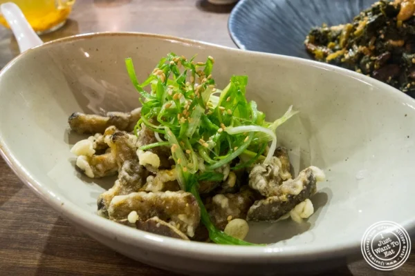 蘑菇天麸罗 at Mokbar,韩国拉面在切尔西市场 