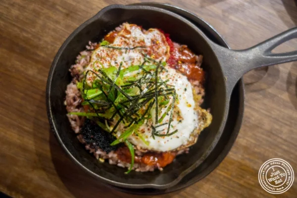 彩虹米饭 Mokbar,韩国拉面在切尔西市场 