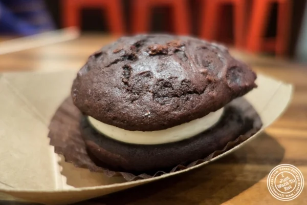 Whoopie Pie at. 烘烤,面包店在弗托卡,纽约,纽约