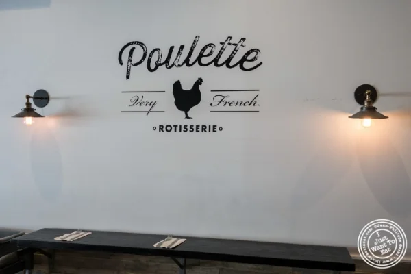 餐厅at. Poulette,烤肉鸡,地狱's Kitchen, NYC, New York