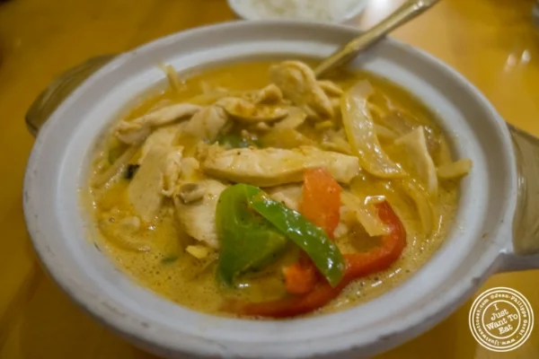 鸡肉咖喱马萨曼 垫泰国,泰国餐馆在纽约,纽约