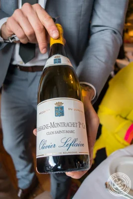 Chassagne-Montrachet 1er Cru 2011,Clos Saint Marc在 Bagatelle 在纽约纽约纽约州肉类区