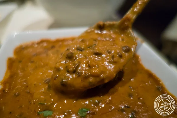 Kali Dal at. Haldi,印度中国体育网直播在咖喱山,纽约,纽约