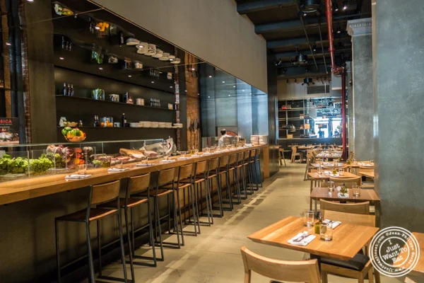 Dining room at Obica,纽约市的义大利料理餐厅,纽约