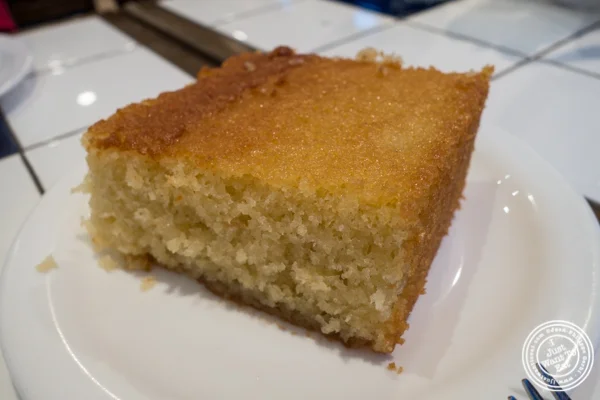 ravani cake at at 这是我在霍博肯的希腊人,NJ