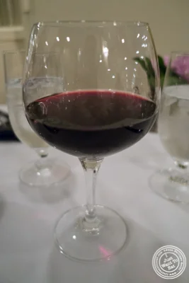 葡萄酒 at  IL TINELLO在纽约,纽约