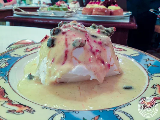 Ile flottante at L'Auberge du Pont de Condongesof Paul Bocuse in France