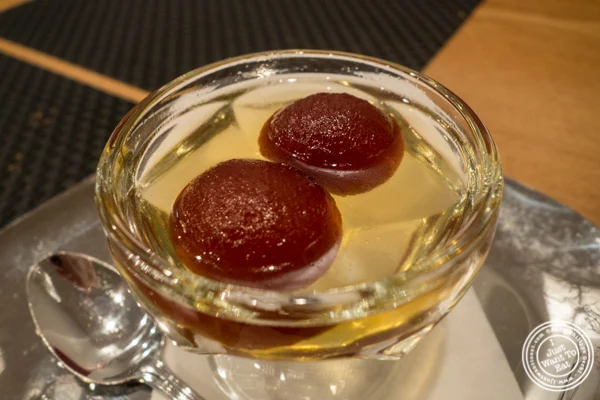 纽约市纽约市印度中国体育网直播Dosai的Gulab Jamun