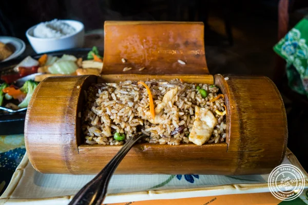 Nasi Goreng在霍博肯的Satay马来西亚菜,NJ