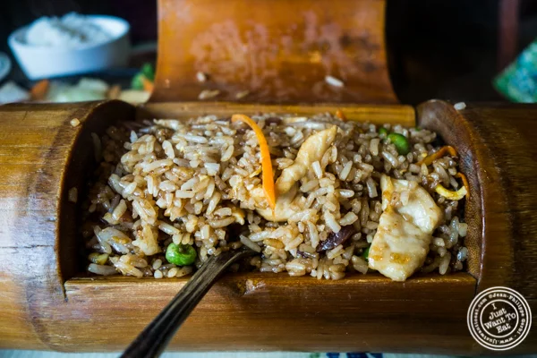 Nasi Goreng在霍博肯的Satay马来西亚菜,NJ