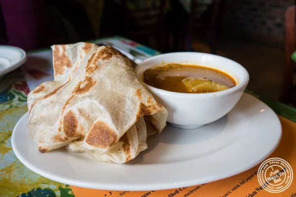 在霍博肯的Satay马来西亚菜的Roti Canai