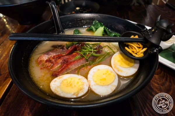 Cha Siu Pork Ramen在中国体育网直播的牛Noodle House